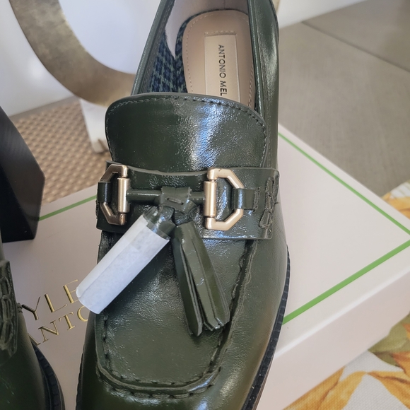 Antonio Melani Women's Green Loafers. New with the Box.Size 7.5. - Picture 5 of 8